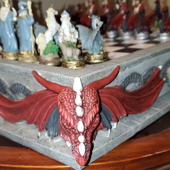 Collectors Dragon Chess Board set - Picture 4 of 12